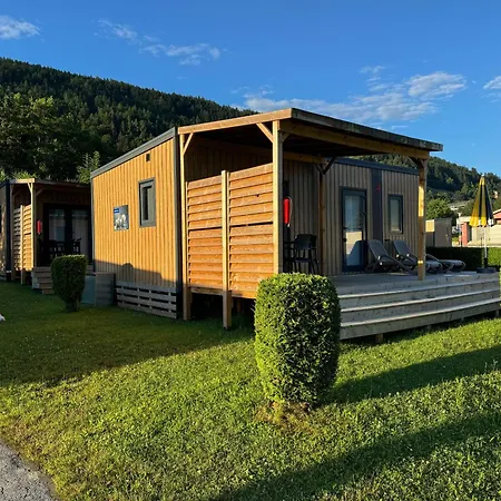 Phoenix Glamping At Lampele Parque de Campismo *
